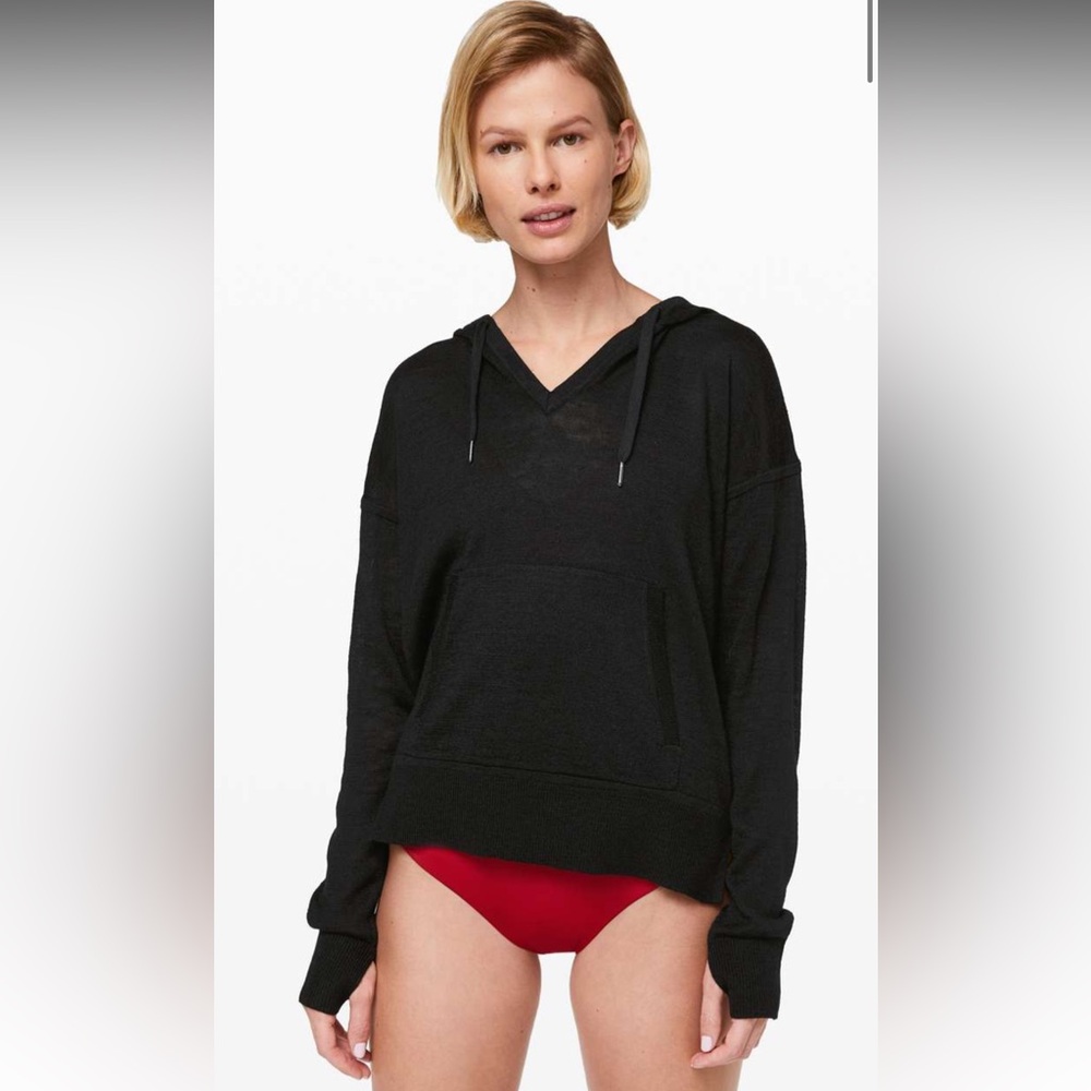 Lululemon Street to Shore Black V-Neck Hooded Lightweight Sweater size 6